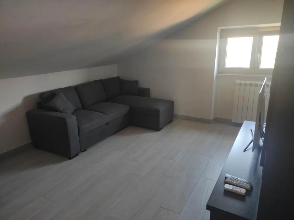 Apartment Sunflower Terrace - Rome And Castelli Romani Marino Italy